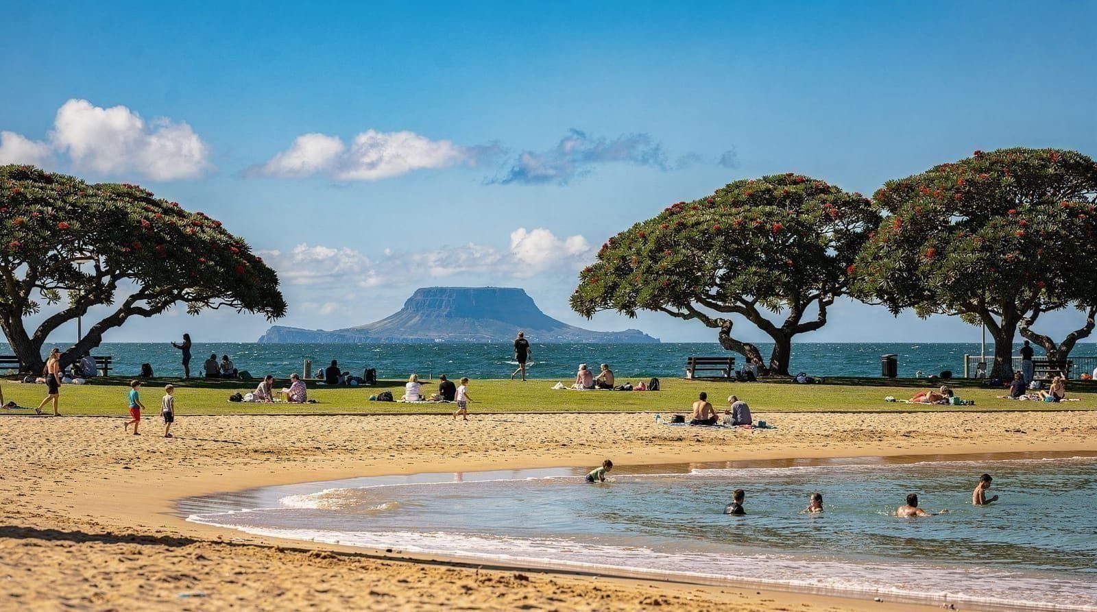 Mission Bay & Tamaki Drive, New Zealand