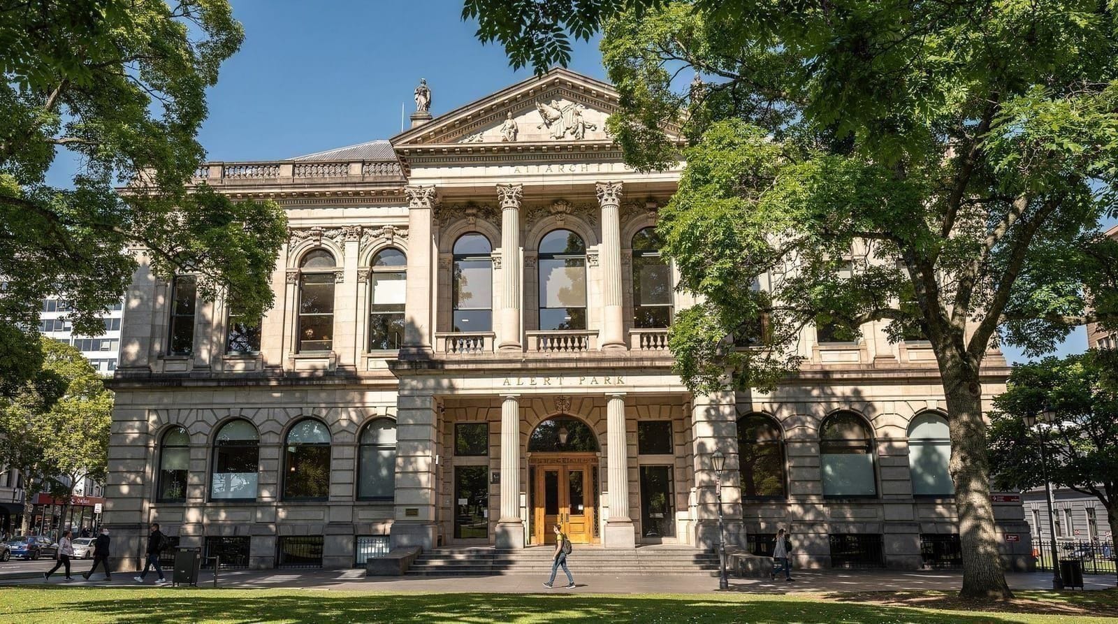 Auckland Art Gallery Toi o Tāmaki: a visitor's guide — Auckland Art Gallery holds New Zealand's largest art collection, free to enter. 