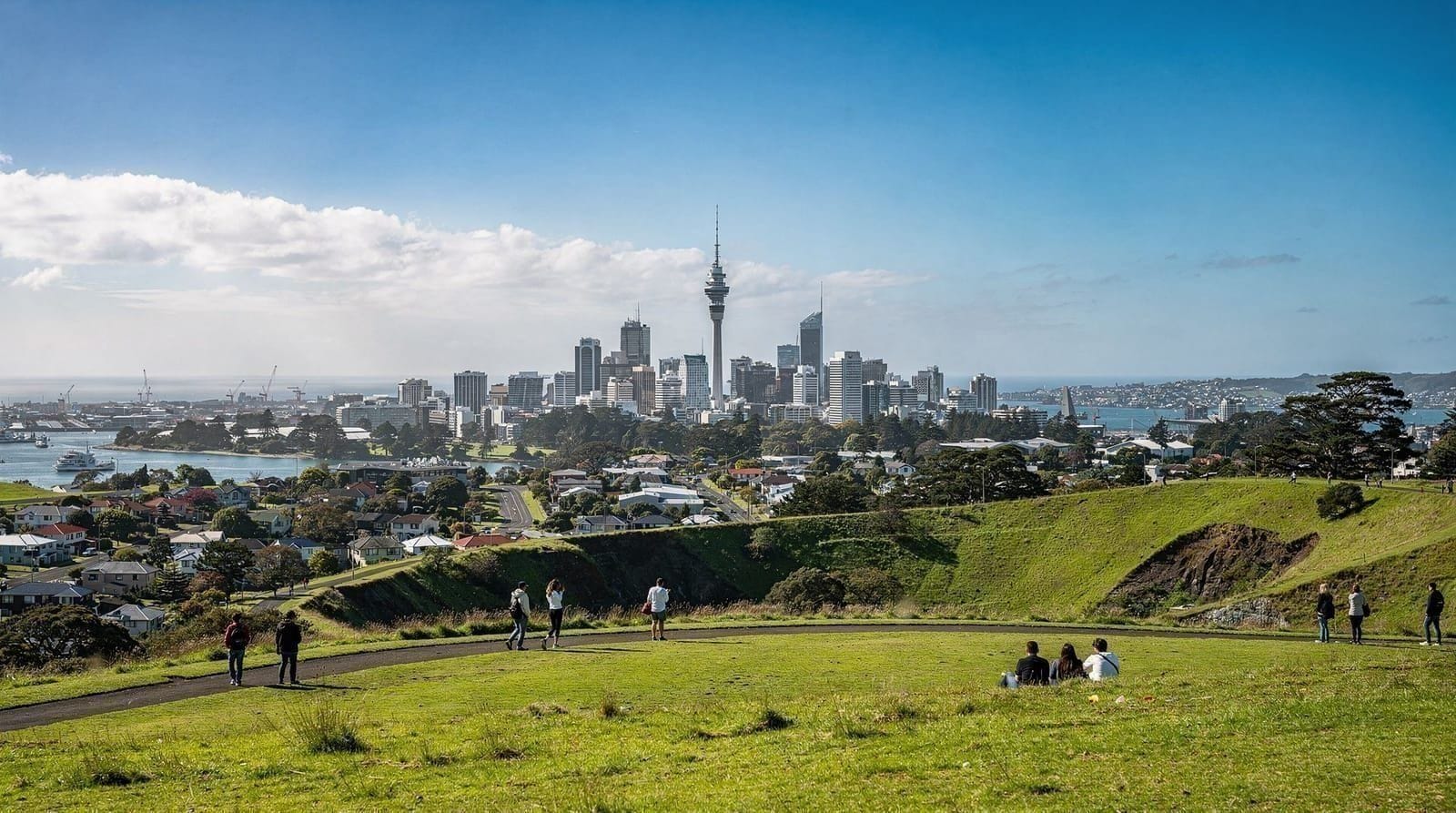 Trip planning — Budgets, NZeTA visa, where to stay and how many days to spend