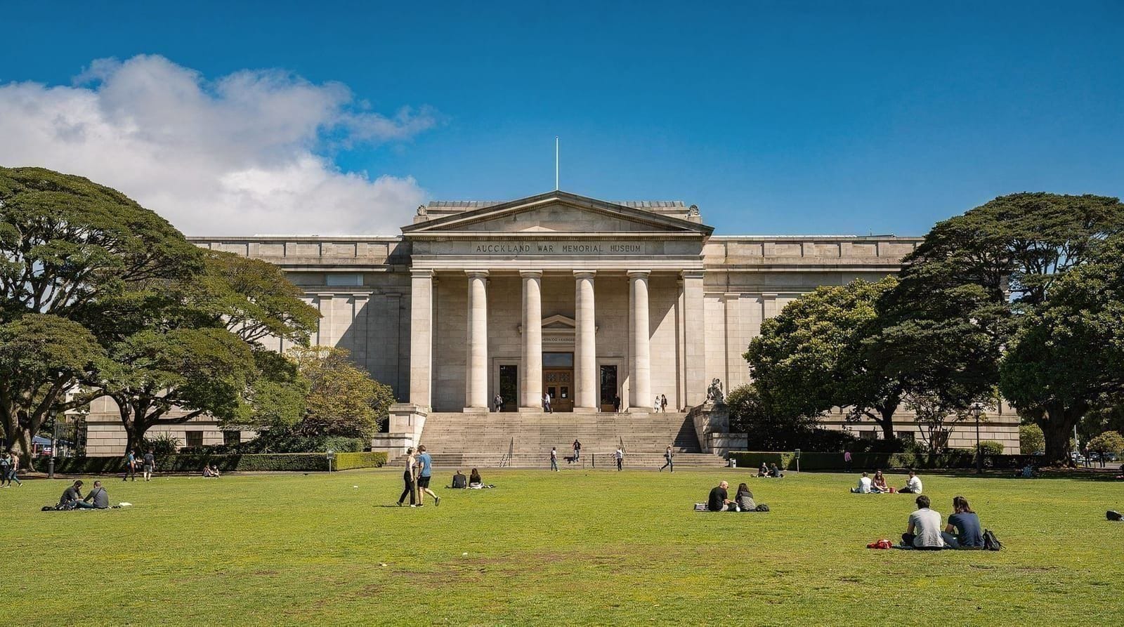New Zealand Maritime Museum, Auckland: a visitor's guide — The New Zealand Maritime Museum on Auckland's Viaduct waterfront — Polynesian vo
