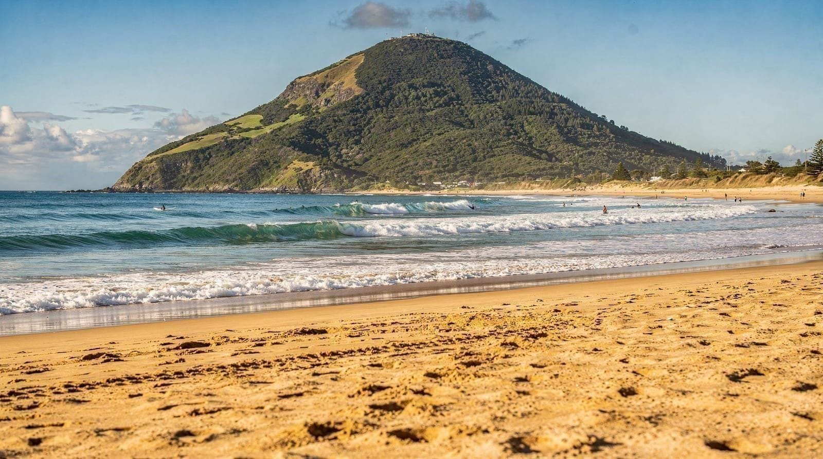 Tauranga and Mount Maunganui day trip from Auckland — Tauranga and Mount Maunganui day trip from Auckland: 2-hour 15-minute drive, the